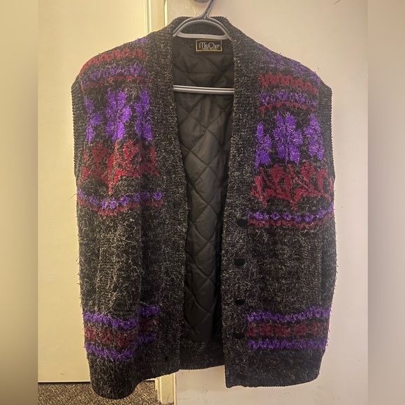 Vest - Picture 1 of 2